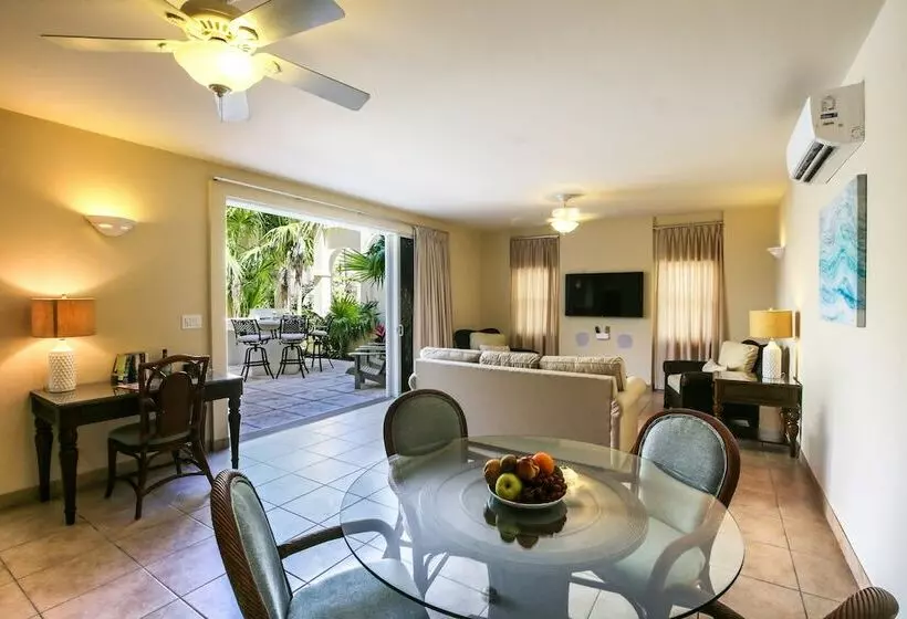بانگلوی استاندارد, Bungalows At Windsong On The Reef