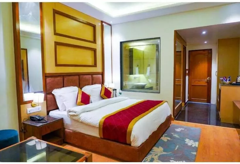 اتاق لوکس, Comfort Inn Snow Park, Manali