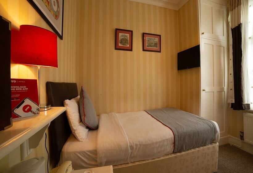 Habitación Estàndard Individual, Fines Bayliwick