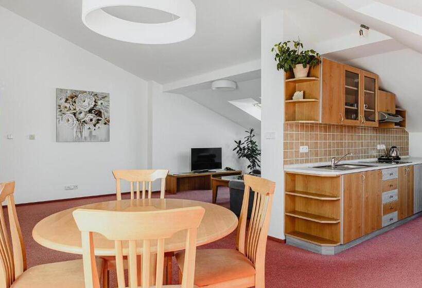 Люкс Комфорт, Horal