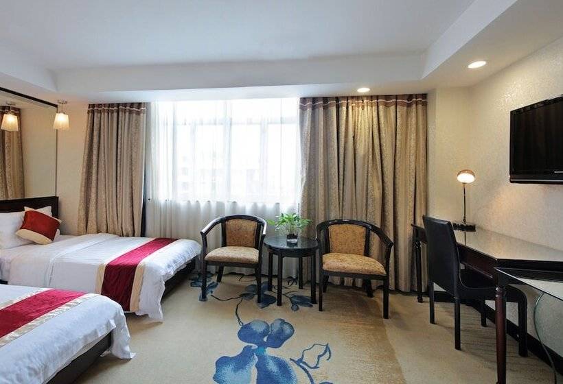 デラックスルーム, New World