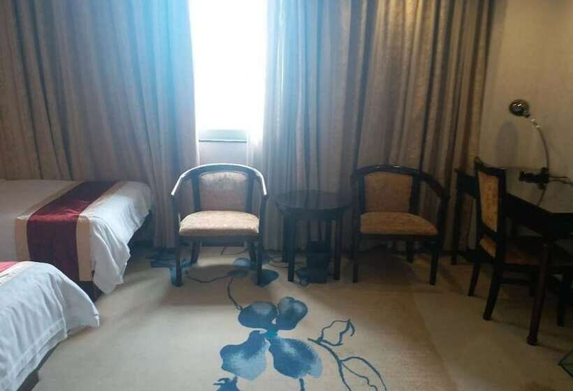 ビジネスルーム, New World