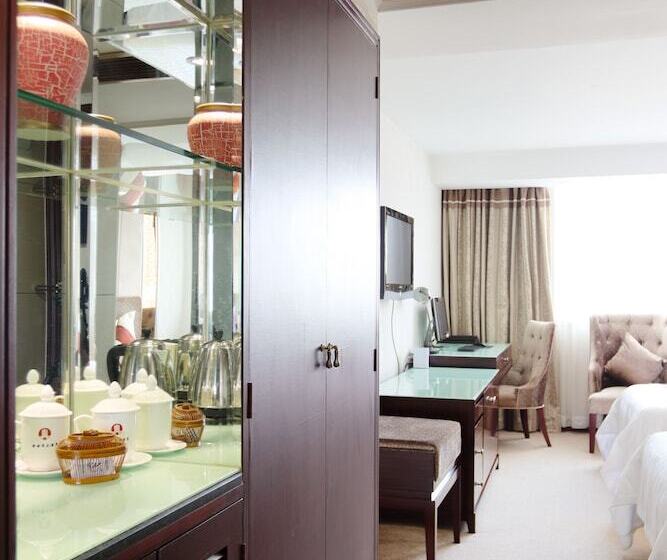 ビジネスルーム, New World