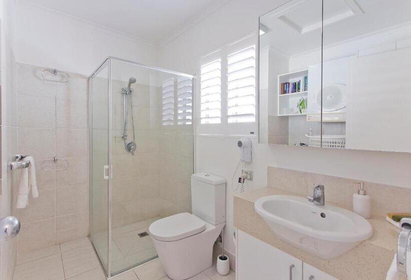 スタンダードスタジオ, Offshore Noosa Resort