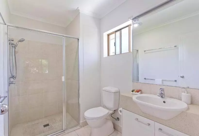 プール付き２人用あアパート, Offshore Noosa Resort
