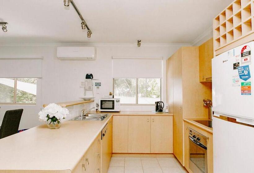 プール付き2人用あアパート, Offshore Noosa Resort