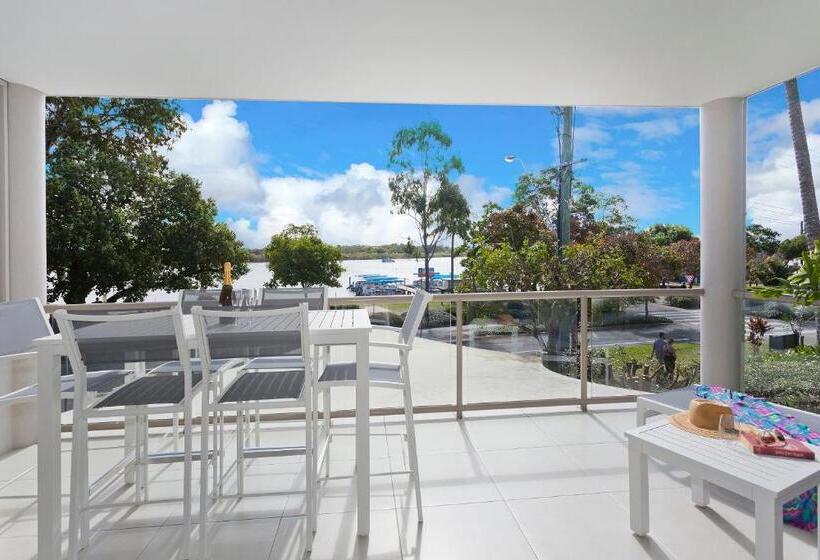Апартаменты 2 Спальни, Offshore Noosa Resort