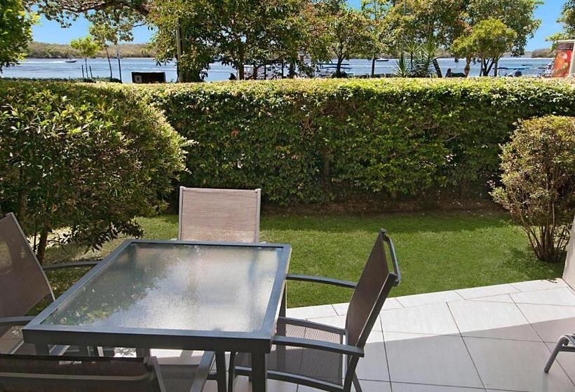 Standard studio with river view, Offshore Noosa Resort