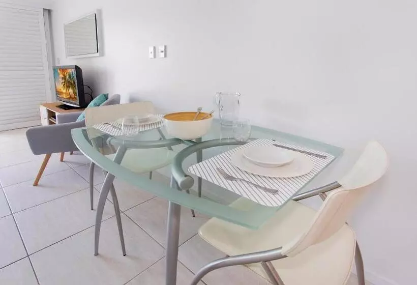 Standard studio with river view, Offshore Noosa Resort