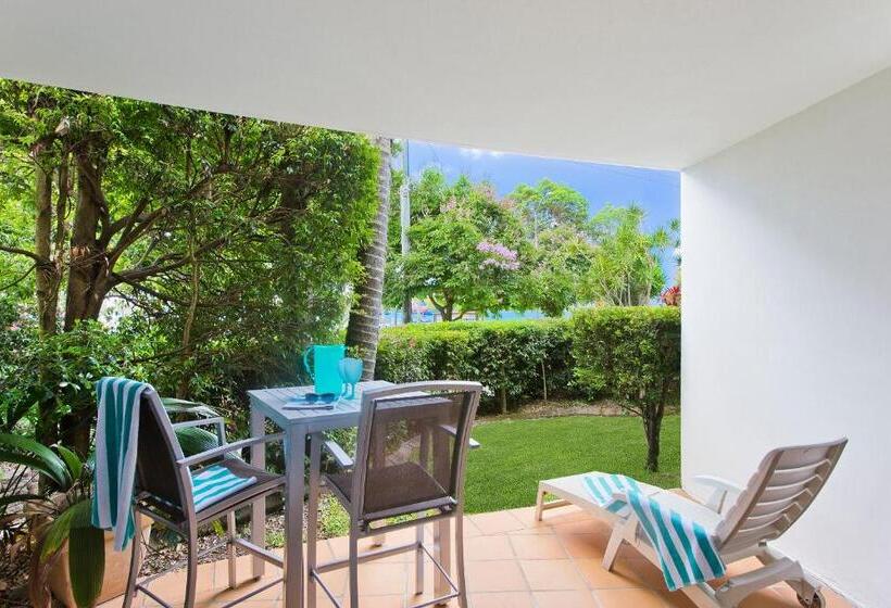 Standard studio with river view, Offshore Noosa Resort