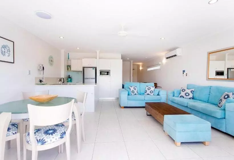 スタンダードスタジオ, Offshore Noosa Resort
