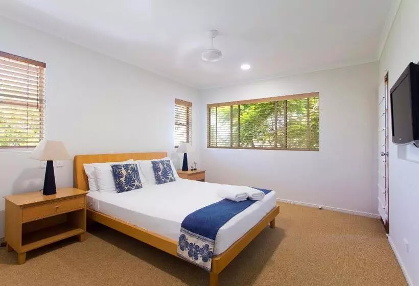 プール付き２人用あアパート, Offshore Noosa Resort