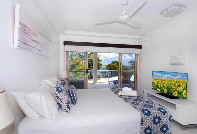 Апартаменты 3 Спальни, Offshore Noosa Resort