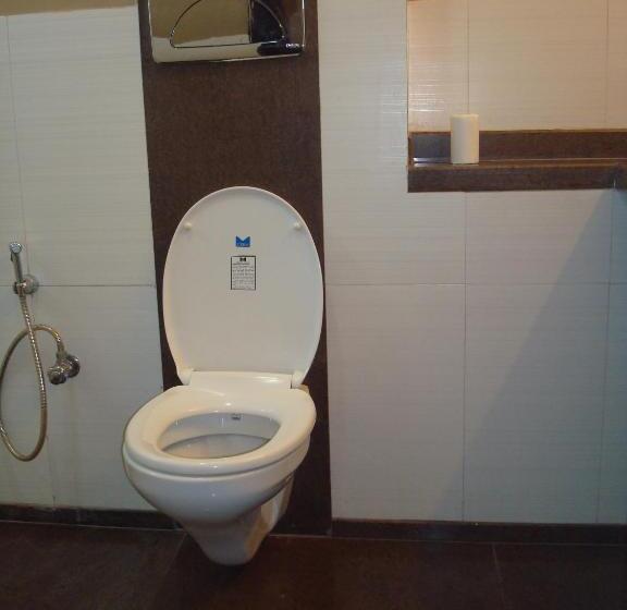 חדר משפחתי, Ratnawali – A Vegetarian Heritage