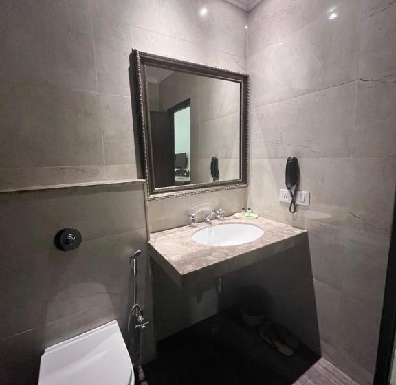 חדר אקזקיוטיב, Ratnawali – A Vegetarian Heritage