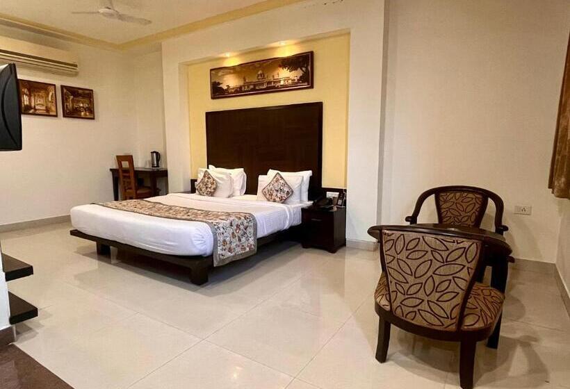 חדר אקזקיוטיב, Ratnawali – A Vegetarian Heritage