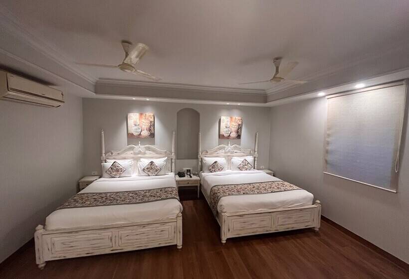 חדר משפחתי, Ratnawali – A Vegetarian Heritage