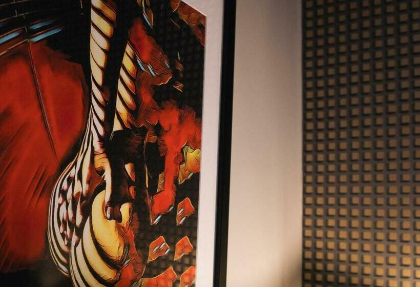 غرفة قياسية سرير كينج, Square Townhouse