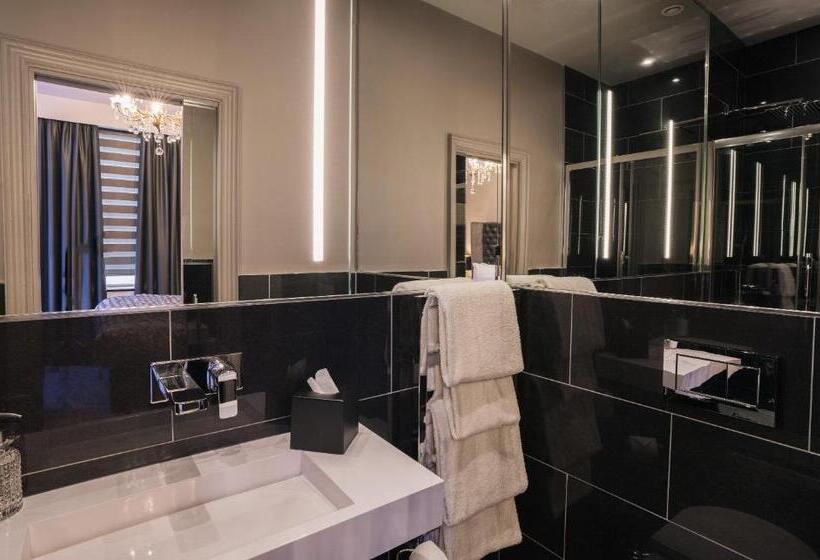 غرفة سوبيريور سرير كينج, Square Townhouse