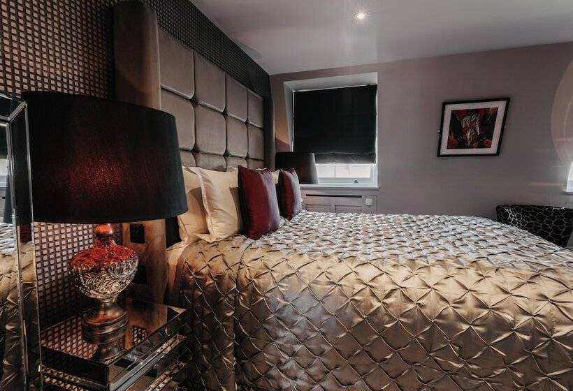 غرفة سوبيريور سرير كينج, Square Townhouse