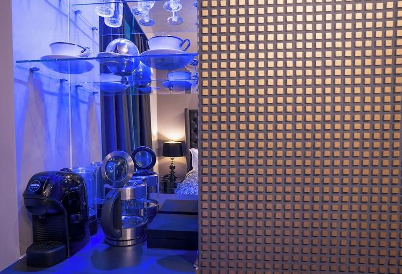 غرفة سوبيريور سرير كينج, Square Townhouse