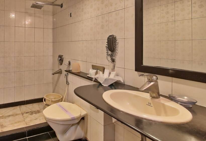 اتاق لوکس, Vishwaratna