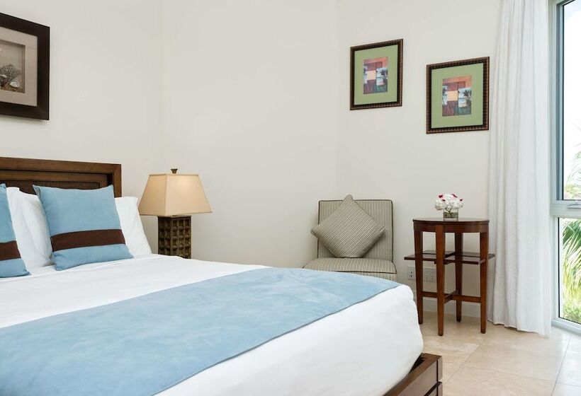 2 Bedrooms Suite Sea View, West Bay Club