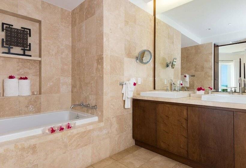 سوئیت دلوکس 2 خوابه, West Bay Club