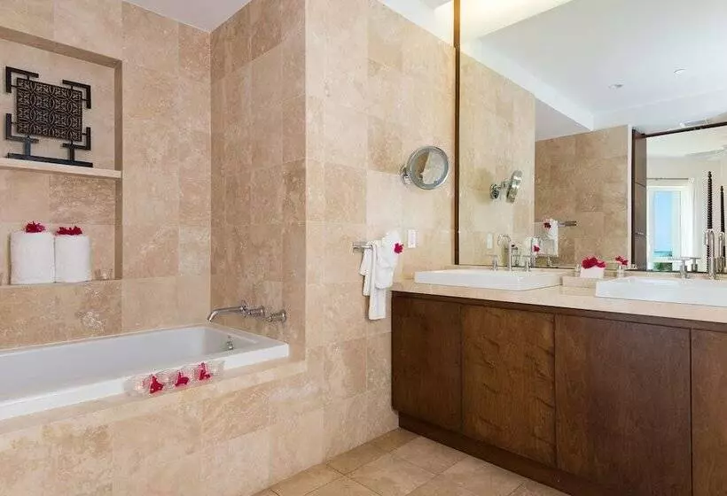 سوئیت دلوکس 2 خوابه, West Bay Club