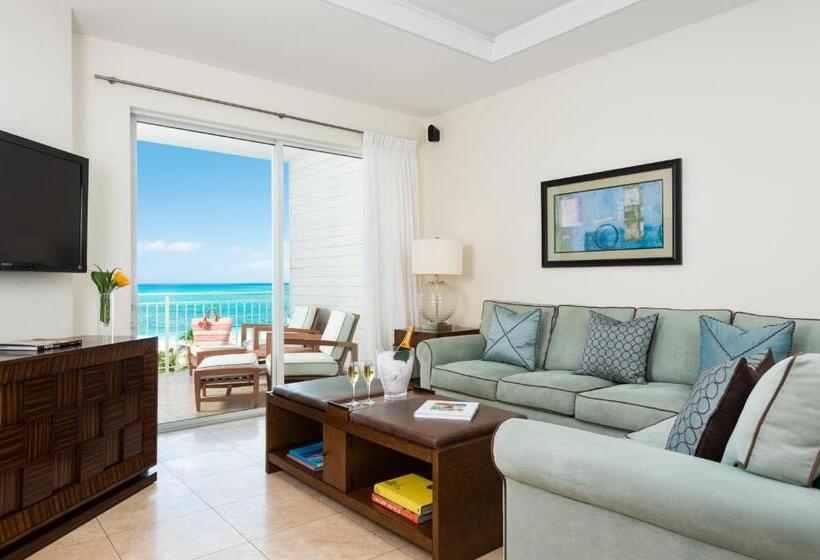 سوییت با چشمانداز دریا, West Bay Club