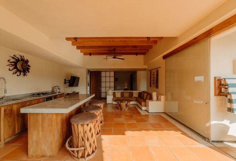 ‫فيلا غرفة نوم واحدة, Las Palmas Luxury Villas