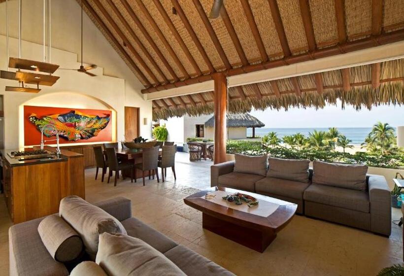 جناح سوبيريور مطل علي البحر, Las Palmas Luxury Villas