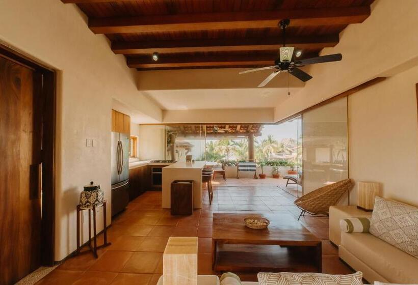 ‫فيلا غرفة نوم واحدة, Las Palmas Luxury Villas