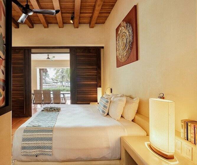 ‫فيلا غرفة نوم واحدة, Las Palmas Luxury Villas