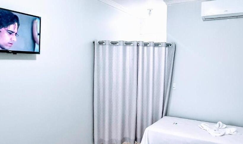 جناح, Pousada Romeiros Do Pai Eterno   Santuario Basilica De Trindade