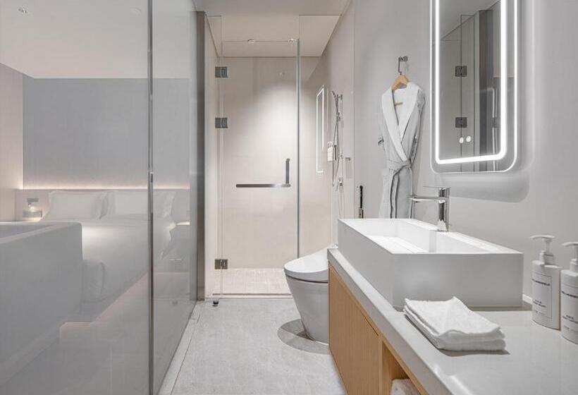 اتاق سوپریور, Andi Townscape Wuhan