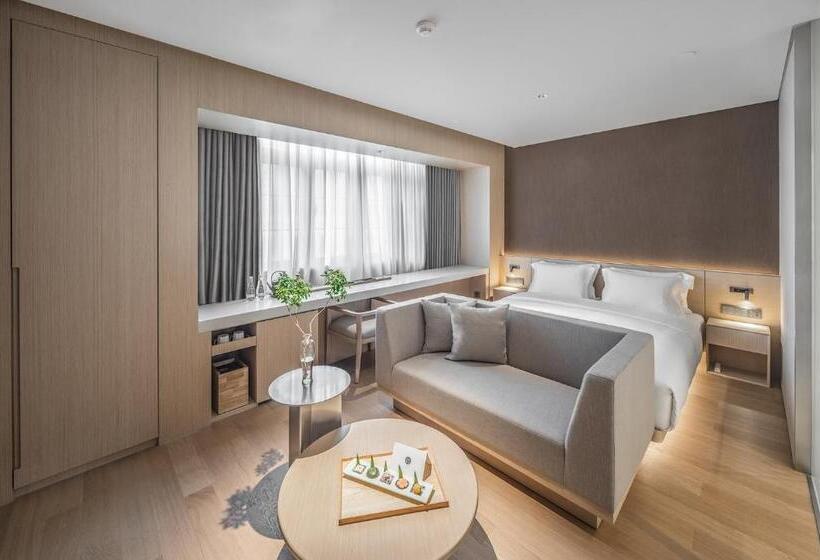 اتاق سوپریور, Andi Townscape Wuhan