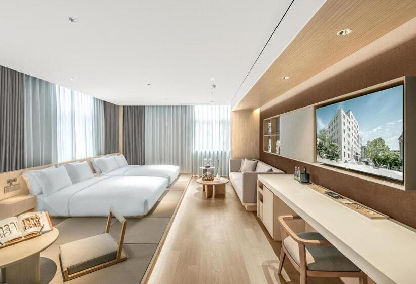 Семейный Номер, Andi Townscape Wuhan