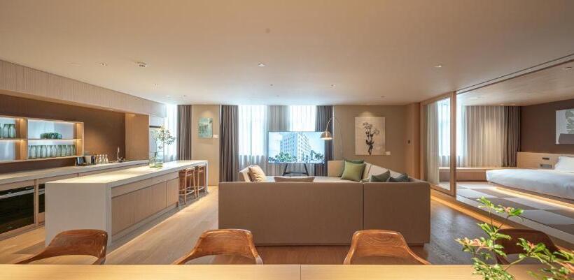 سوییت اجرایی, Andi Townscape Wuhan