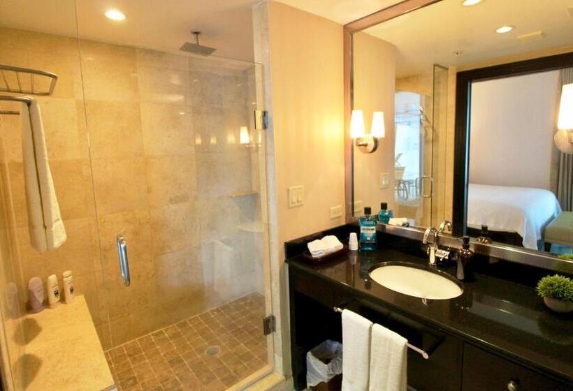 스위트 킹사이즈 침대, Boutique Suites 3 Min Walk To Beach