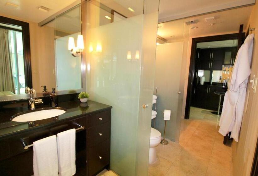 스위트 킹사이즈 침대, Boutique Suites 3 Min Walk To Beach