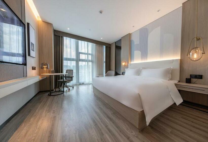 Номер Deluxe Кровать Кинг, Ramada Encore By Wyndham Dongguan East