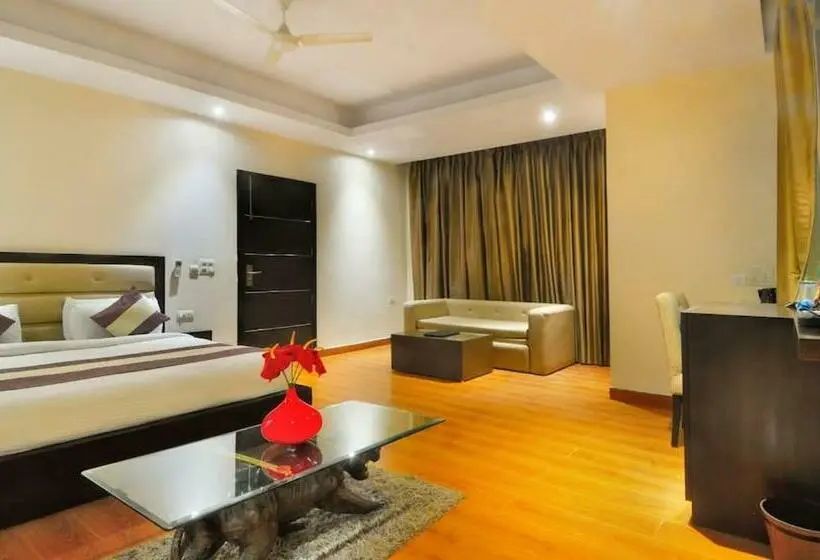 デラックスルーム, Ambrosia Managed By Zenith A 217, Road No 6, Block Rz, Mahipalpur, New Delhi