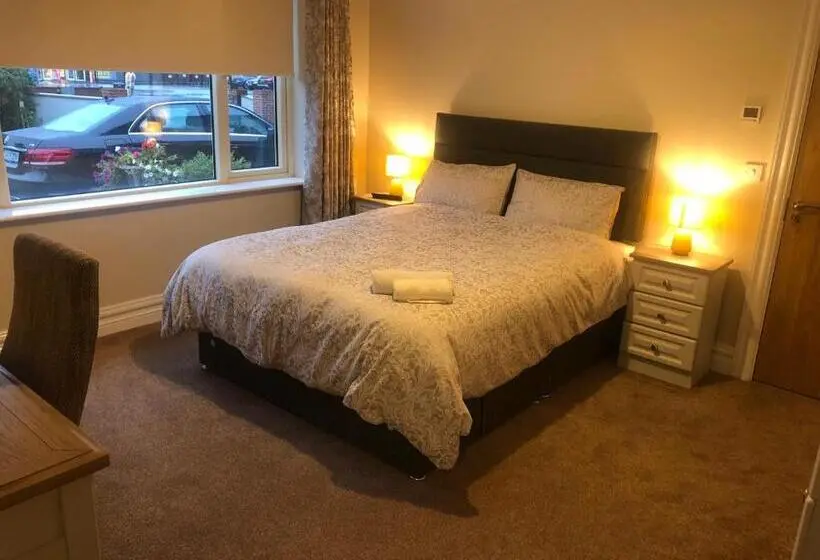 スタンダードルーム, Maplehouse B&b