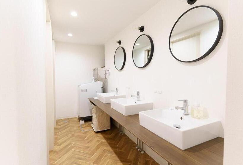 غرفة عائلية حمام مشترك, San Hiroshima