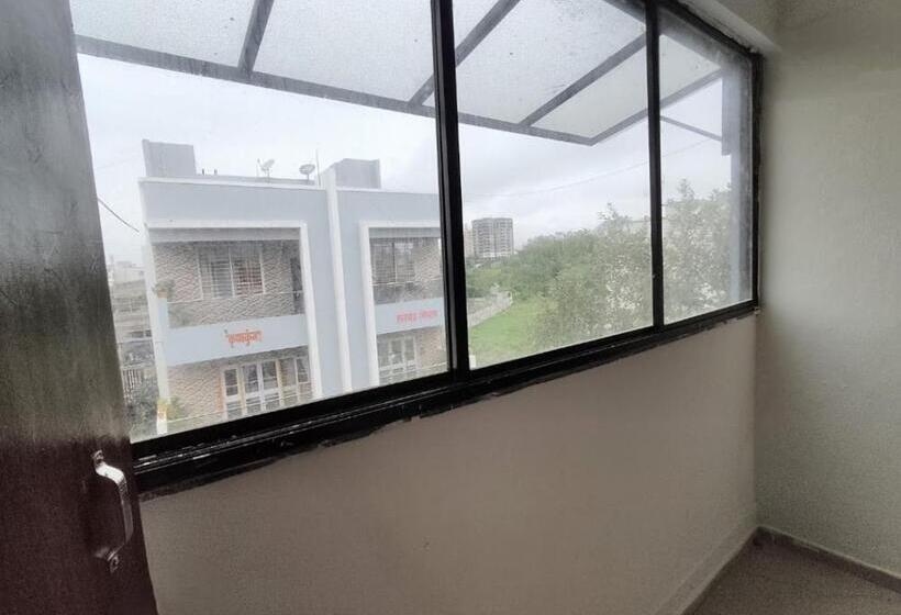 חדר דלוקס, Ambient Home Stay, In Nashik