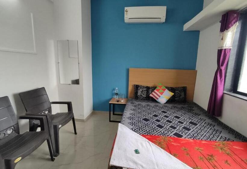 חדר דלוקס, Ambient Home Stay, In Nashik