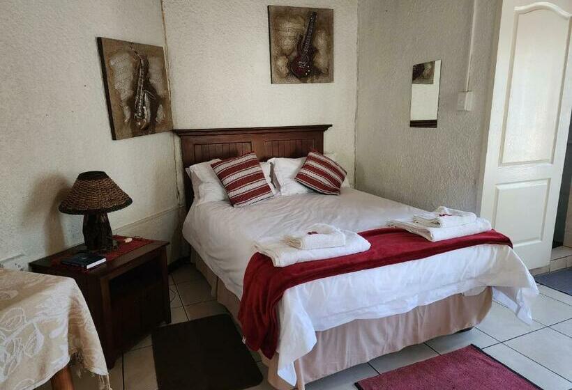 Номер Deluxe, Groenewald S Haven