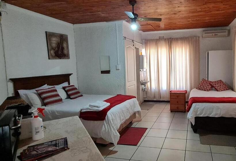 Номер Deluxe, Groenewald S Haven