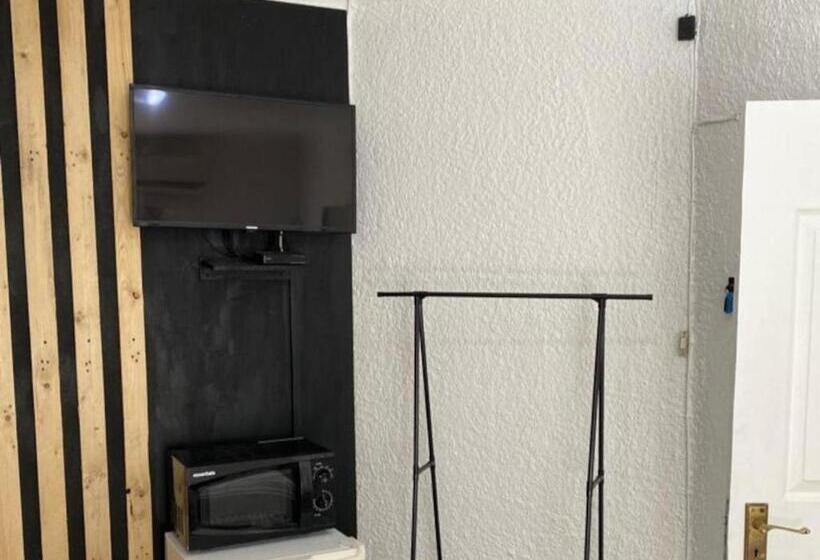 Номер Стандарт Индивидуальный, Groenewald S Haven